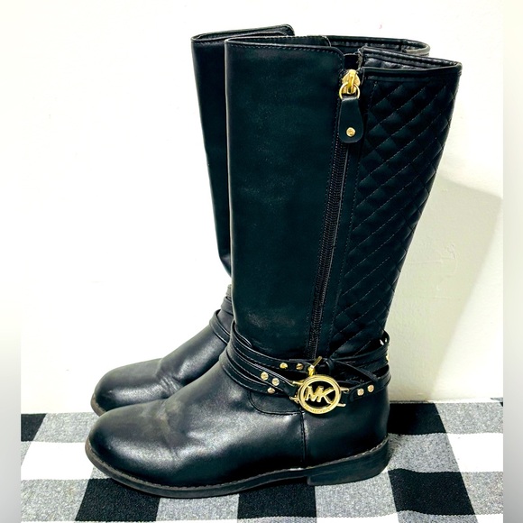 Michael Kors Black Quilted boots with Gold Accents size 1 - Picture 4 of 7